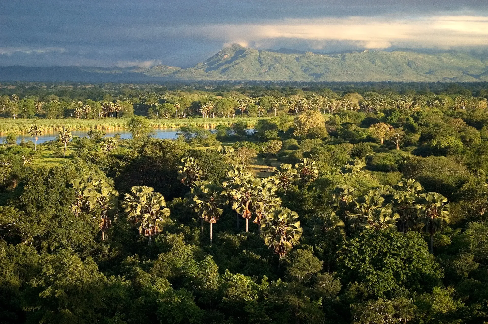 Malawi – jezero a příroda